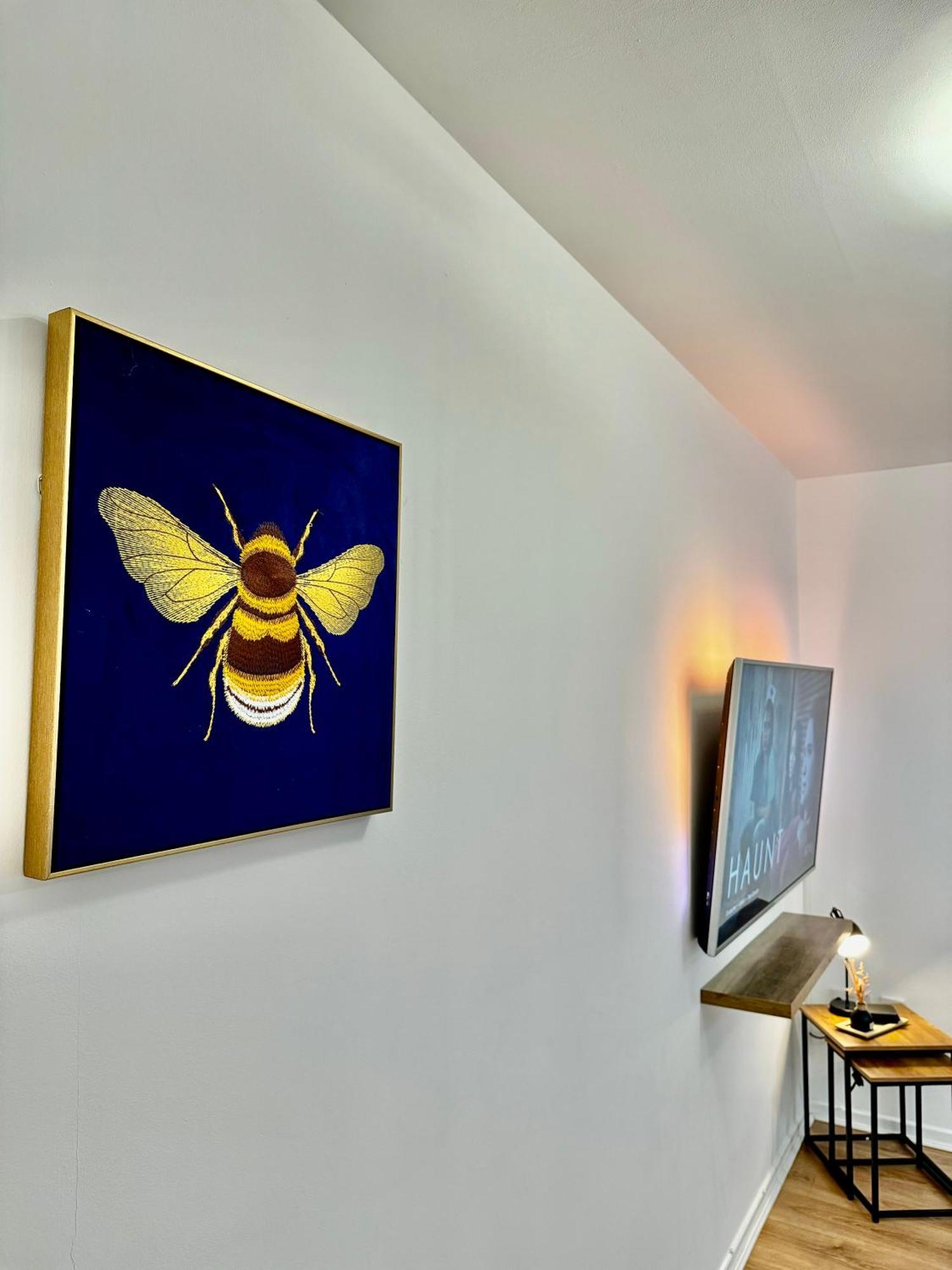 Rnm - Business Professional & Top Choice, Private Access & Entire Place, Kitchen & Washroom With Amenities, Smart Tv, Easy Access, Fast Wifi, Parking Nearby, Great Transport Links Halesowen Luaran gambar